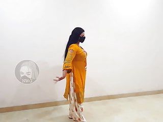 Gadi绘画Dy巴基斯坦Mujra舞蹈热舞Mujra